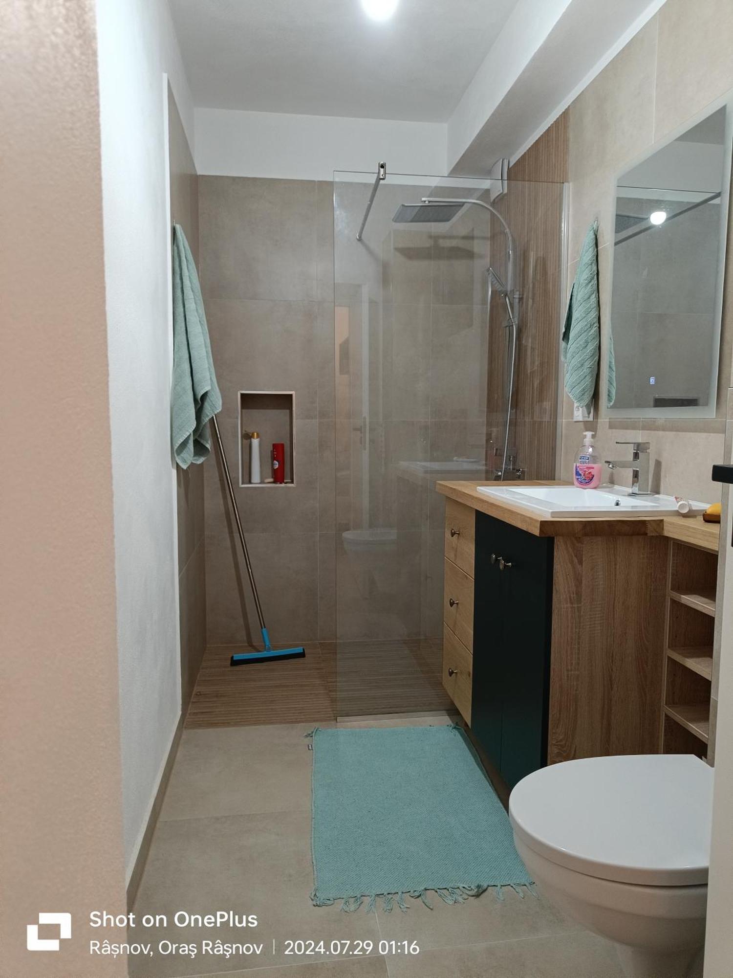 מלון Rîşnov Imperfect House מראה חיצוני תמונה
